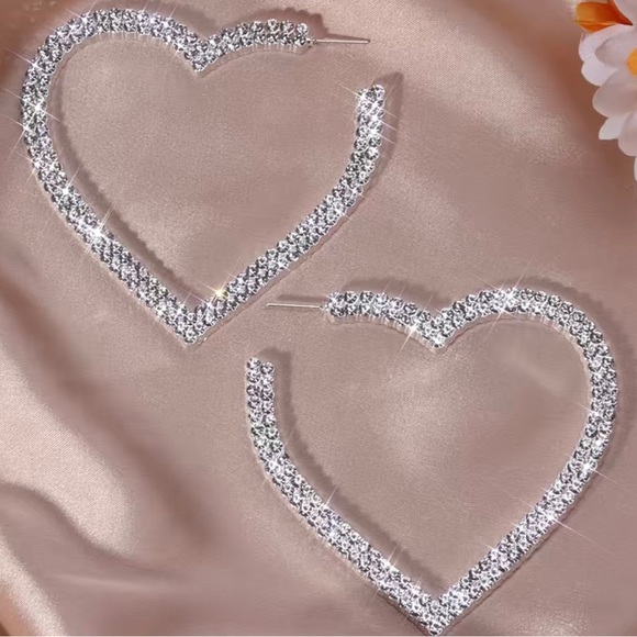 Jewelry - Exaggerated Big Heart Rhinestone Hoop Earrings